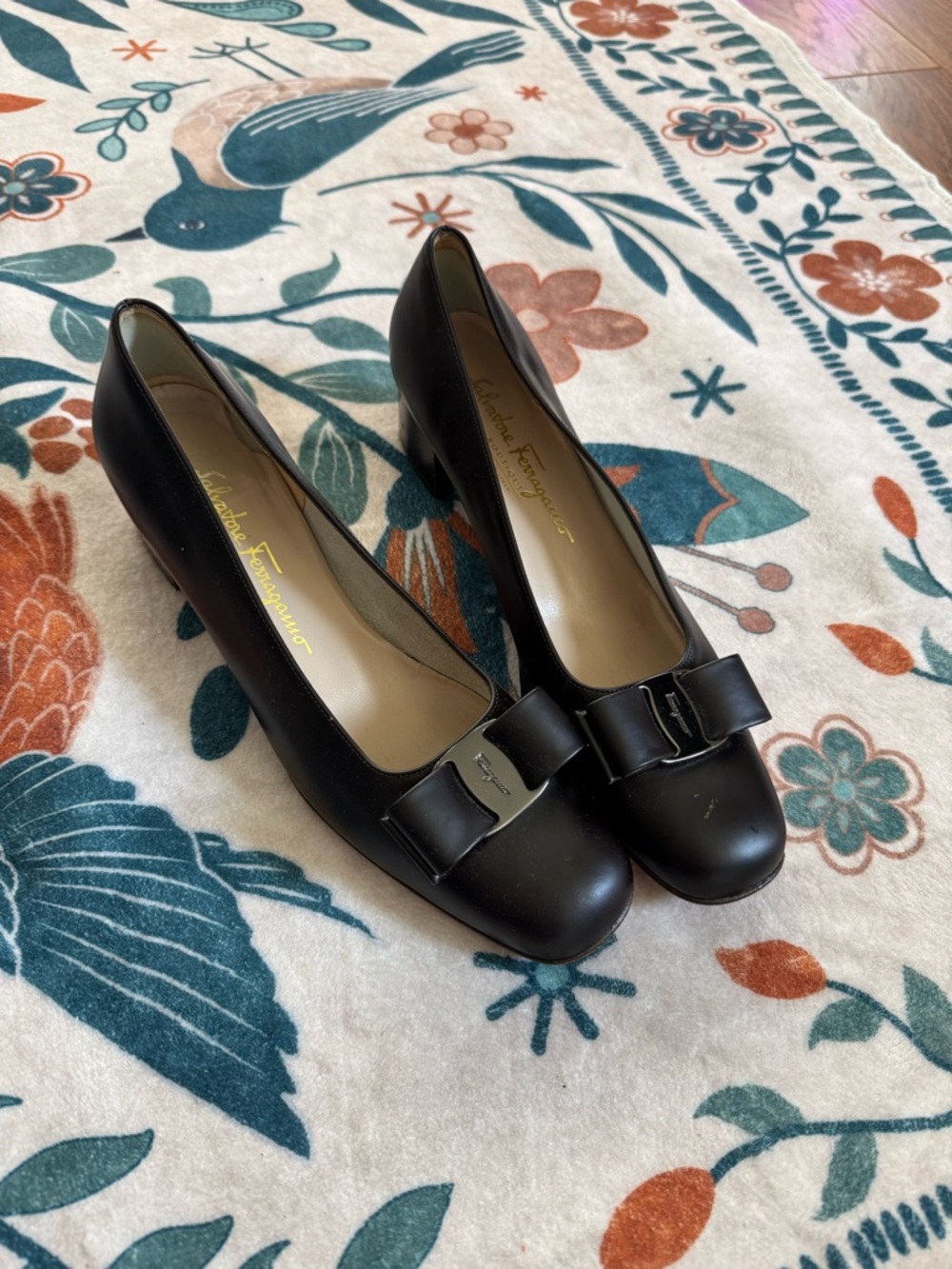 Salvatore Ferragamo Black Leather Bow Block Heel Pumps